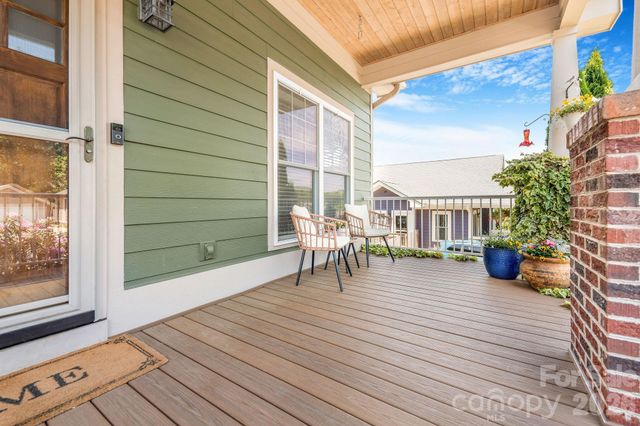 157 Estelle Park Drive, Asheville, NC 28806