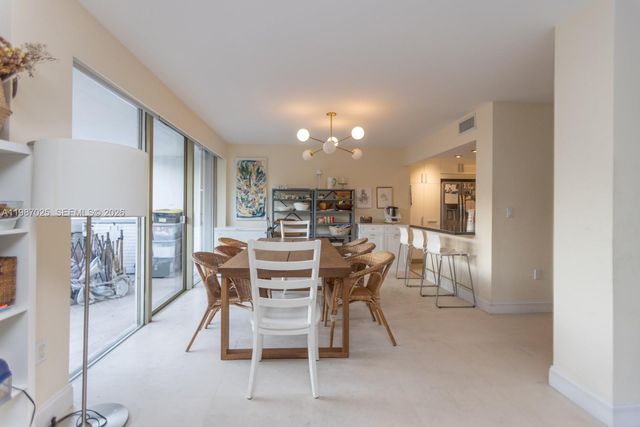 155 Ocean Lane Dr 201, Key Biscayne, FL 33149