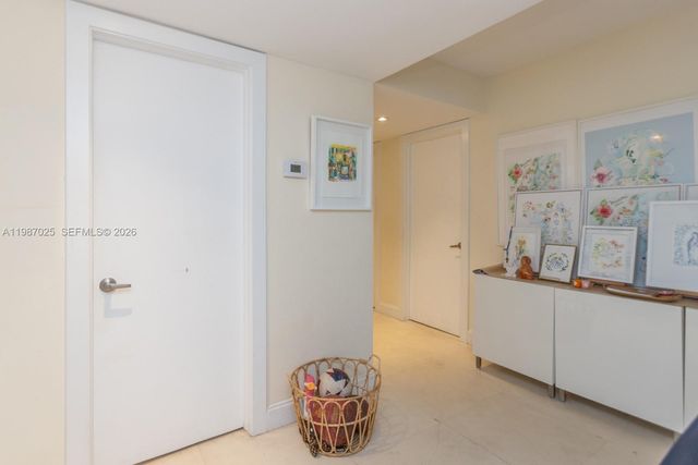 155 Ocean Lane Dr 201, Key Biscayne, FL 33149