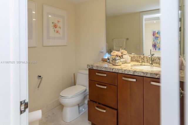 155 Ocean Lane Dr 201, Key Biscayne, FL 33149