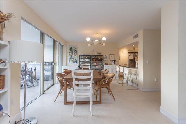 155 Ocean Lane Dr 201, Key Biscayne, FL 33149