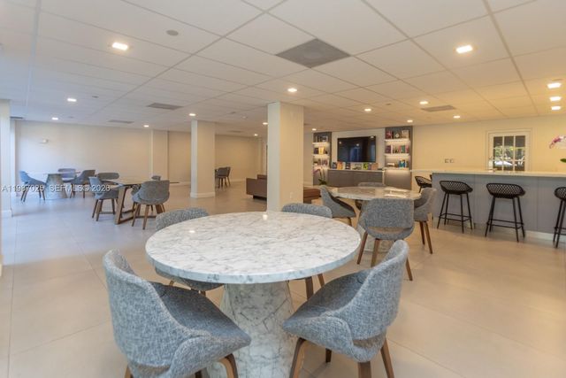 155 Ocean Lane Dr 201, Key Biscayne, FL 33149