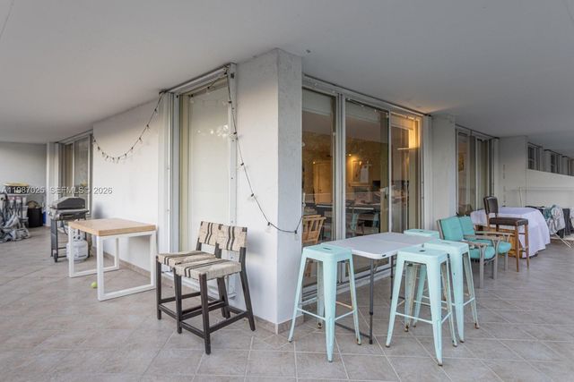 155 Ocean Lane Dr 201, Key Biscayne, FL 33149