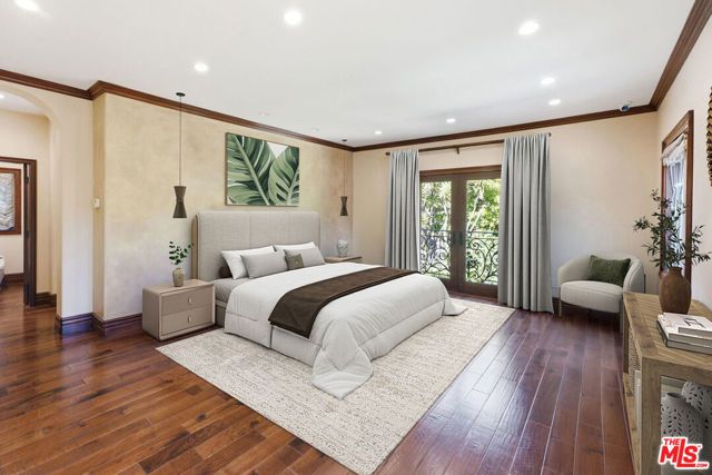 2108 San Ysidro Drive, Beverly Hills, CA 90210