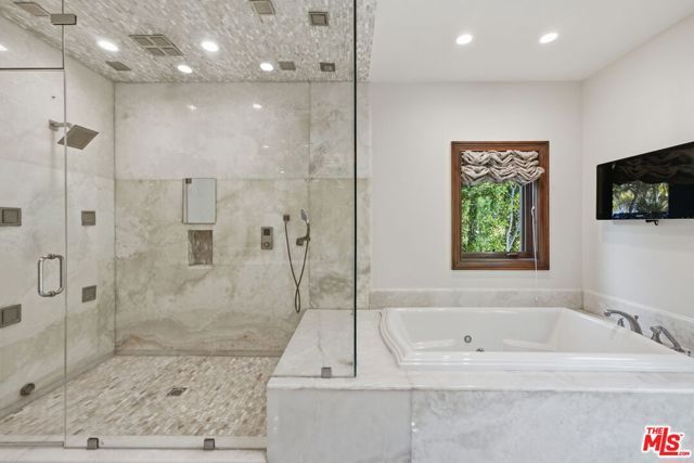 2108 San Ysidro Drive, Beverly Hills, CA 90210