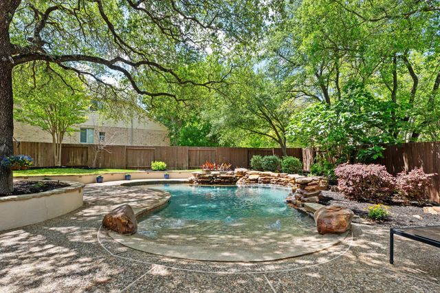 2320 Via Cordova CT, Austin, TX 78732