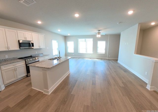 7122 MAGNOLIA CRK, San Antonio, TX 78252