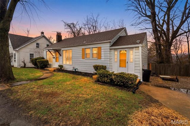 57 N 98th Street, Belleville, IL 62223