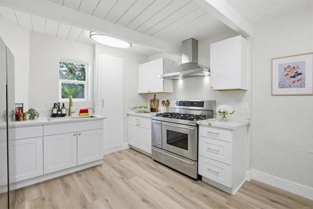 9345 Monona Drive, La Mesa, CA 91942