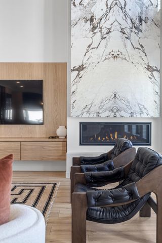 6837 Sunrise Point, Horace, ND 58047