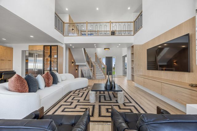 6837 Sunrise Point, Horace, ND 58047