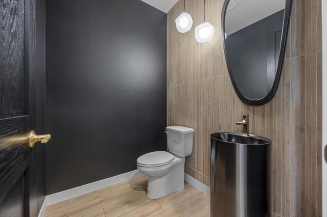 6837 Sunrise Point, Horace, ND 58047