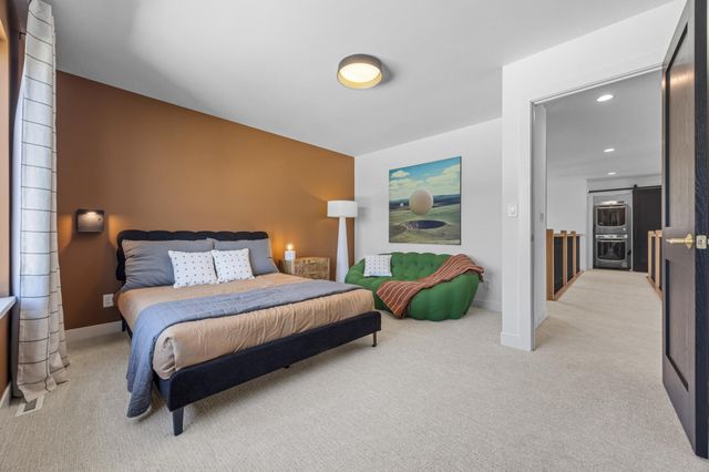 6837 Sunrise Point, Horace, ND 58047