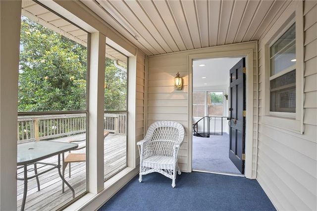 6381 Lakeview Drive, Buford, GA 30518