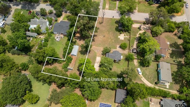 2115 S Sneed, Tyler, TX 75701