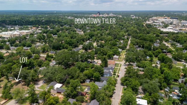2115 S Sneed, Tyler, TX 75701