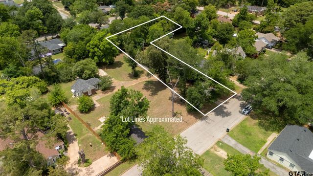 2115 S Sneed, Tyler, TX 75701
