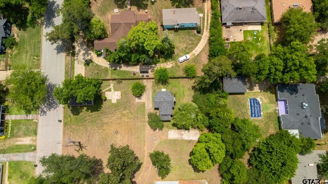 2115 S Sneed, Tyler, TX 75701