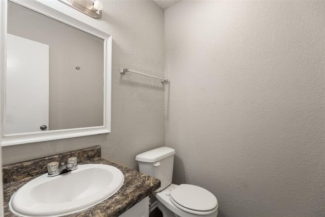 10015 Isaac Drive, Oklahoma City, OK 73130