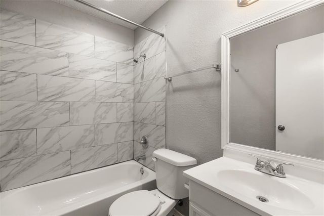 10015 Isaac Drive, Oklahoma City, OK 73130