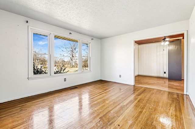 1170 Jim Read Rd, Ashland City, TN 37015