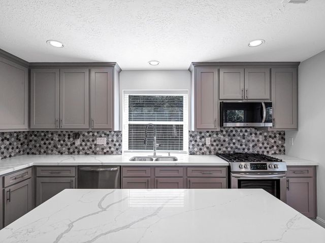 7603 Lone Meadow Court, Houston, TX 77095