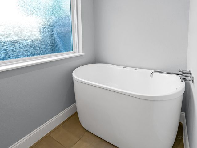 7603 Lone Meadow Court, Houston, TX 77095