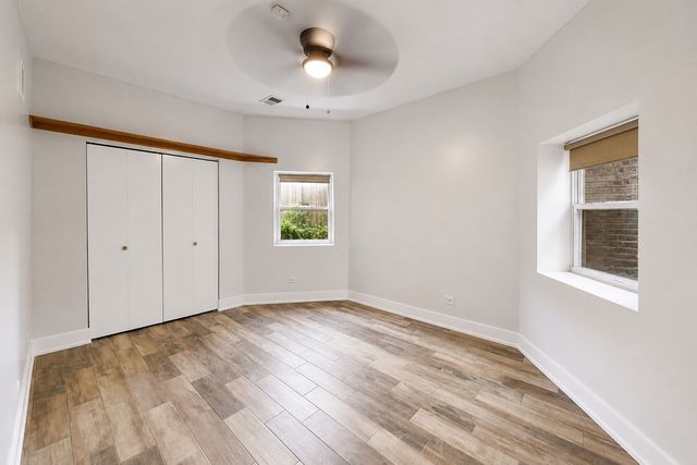 6328 N Bell Avenue G, Chicago, IL 60659