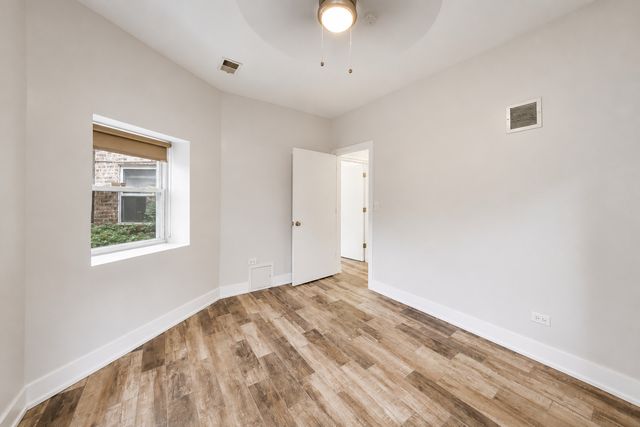 6328 N Bell Avenue G, Chicago, IL 60659