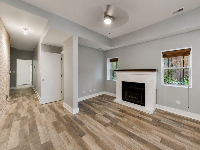 6328 N Bell Avenue G, Chicago, IL 60659
