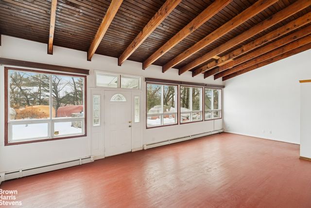 6015 INDEPENDENCE Avenue, New York City, NY 10471