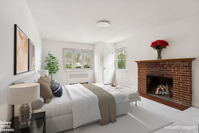 6015 INDEPENDENCE Avenue, New York City, NY 10471