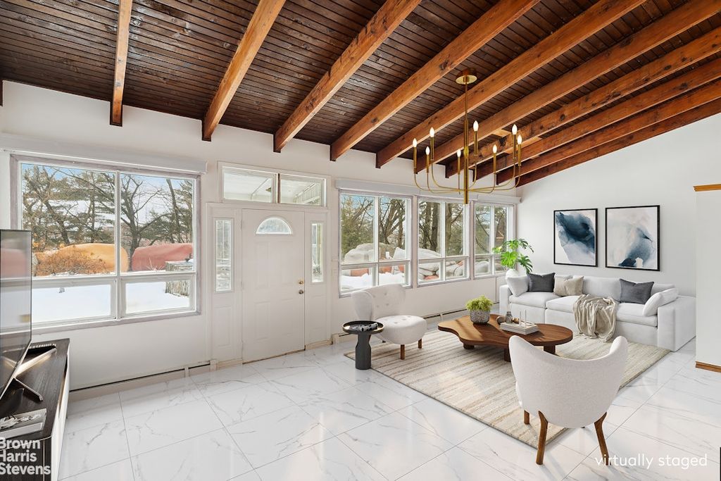 6015 INDEPENDENCE Avenue, New York City, NY 10471