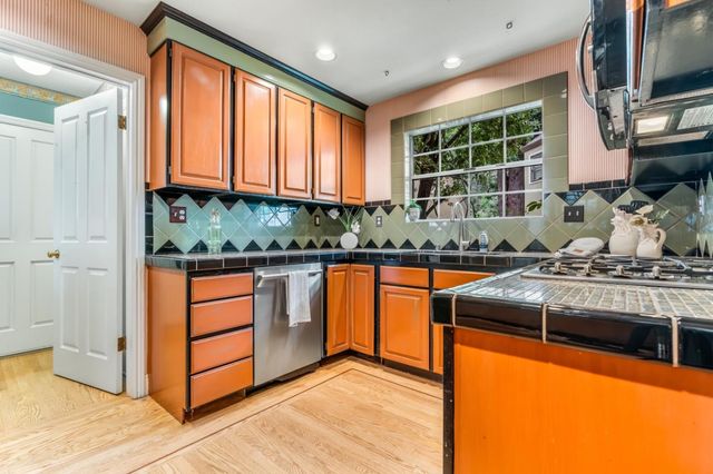 212 Angelita Avenue, Pacifica, CA 94044