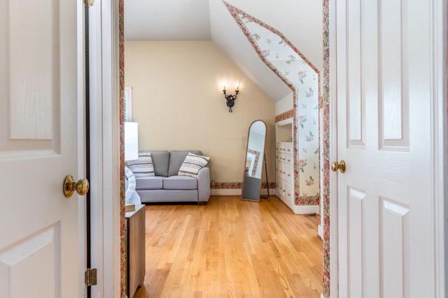 212 Angelita Avenue, Pacifica, CA 94044
