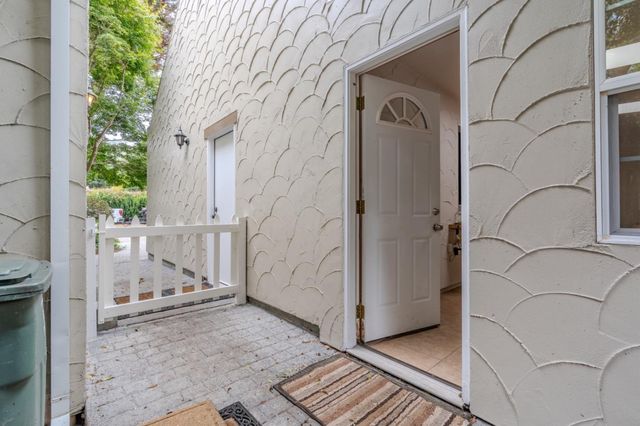 212 Angelita Avenue, Pacifica, CA 94044