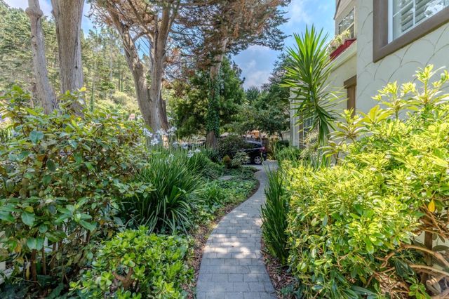 212 Angelita Avenue, Pacifica, CA 94044