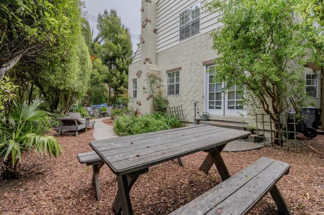212 Angelita Avenue, Pacifica, CA 94044