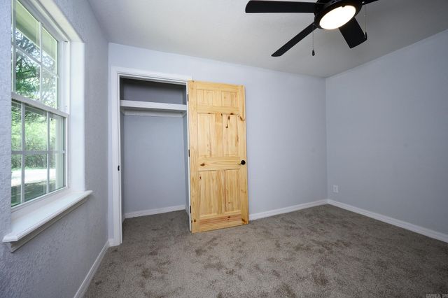 209 Ridge Ave, Mena, AR 71953