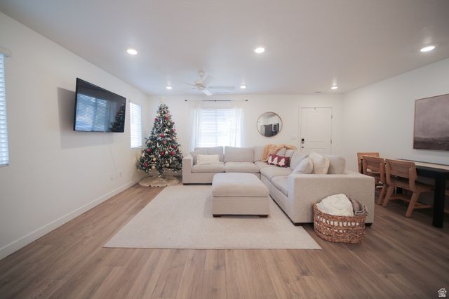 1737 S DEVILS GARDEN LN, Washington, UT 84780