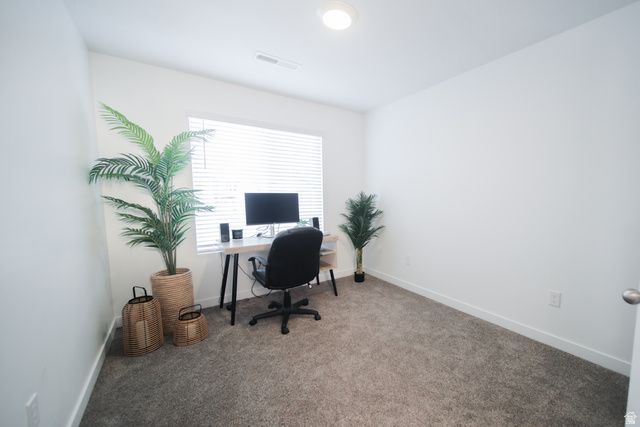 1737 S DEVILS GARDEN LN, Washington, UT 84780