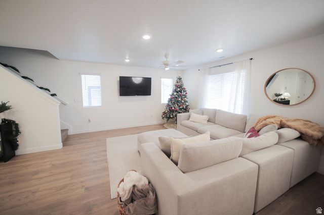 1737 S DEVILS GARDEN LN, Washington, UT 84780