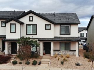 1737 S DEVILS GARDEN LN, Washington, UT 84780