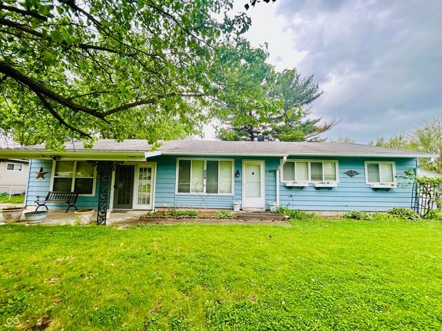 4231 Standish Drive, Indianapolis, IN 46221