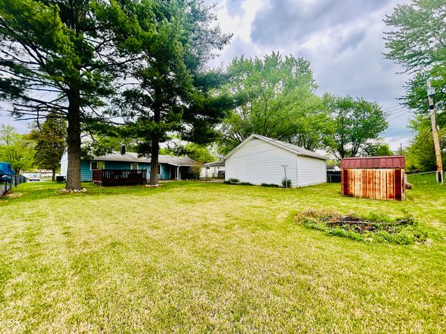 4231 Standish Drive, Indianapolis, IN 46221