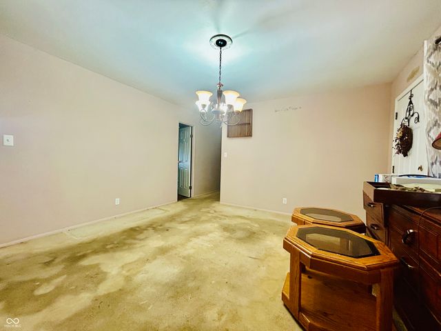 4231 Standish Drive, Indianapolis, IN 46221