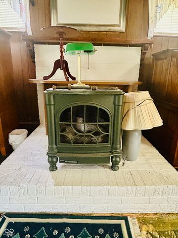 4231 Standish Drive, Indianapolis, IN 46221