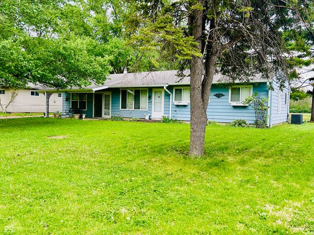 4231 Standish Drive, Indianapolis, IN 46221