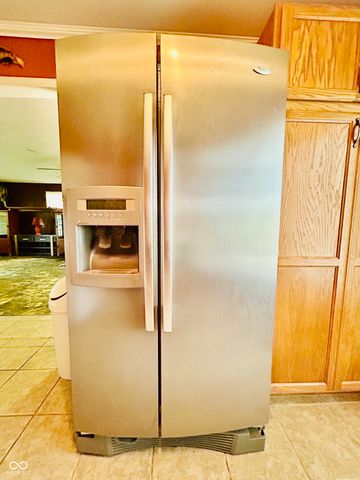 4231 Standish Drive, Indianapolis, IN 46221