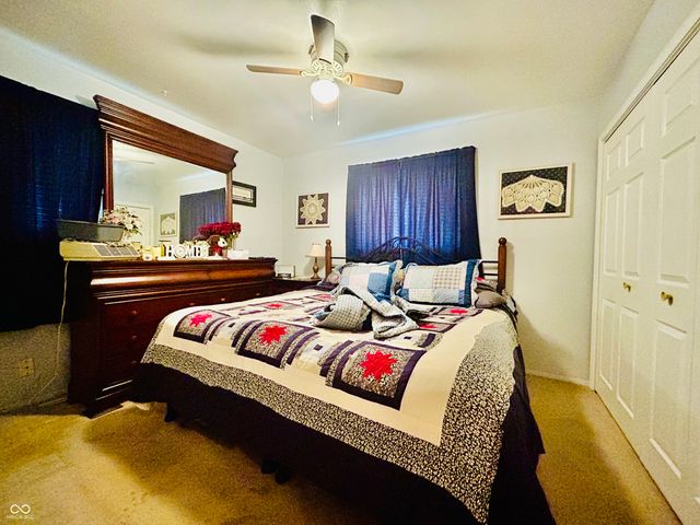 4231 Standish Drive, Indianapolis, IN 46221